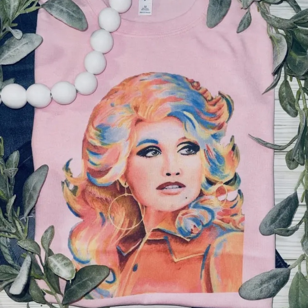 Dolly Colorful Graphic Tee